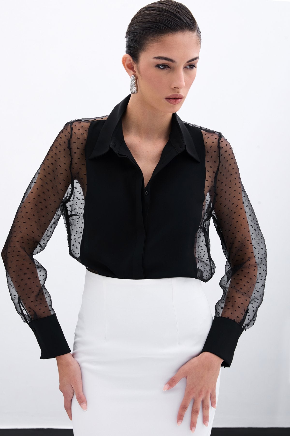 Organze detaylΔ± gΓΆmlek siyah