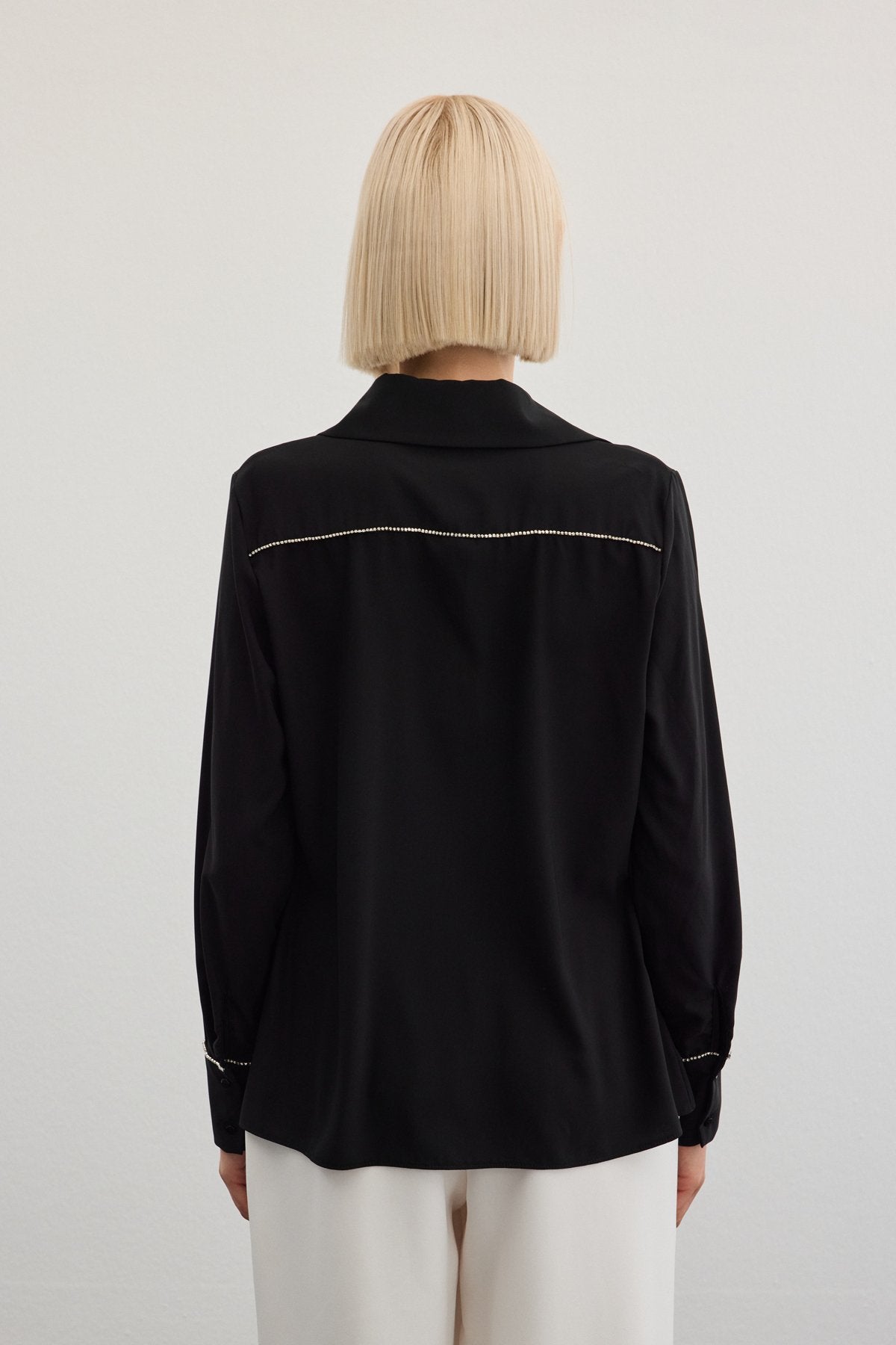 Classic Shirt with Accessories - Black