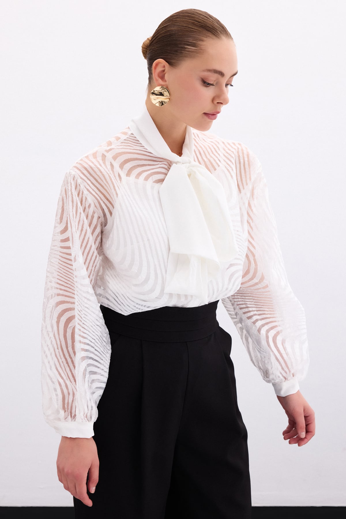 Scarf Zebra Pattern Shirt - Ecru