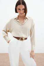 Load image into Gallery viewer, Kendinden Çizgi Desenli Gömlek - Bej
